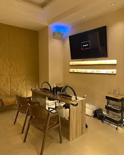 الأظافر